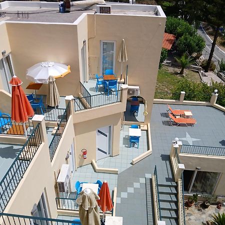 Irida Aparthotel Georgioupoli Exteriör bild