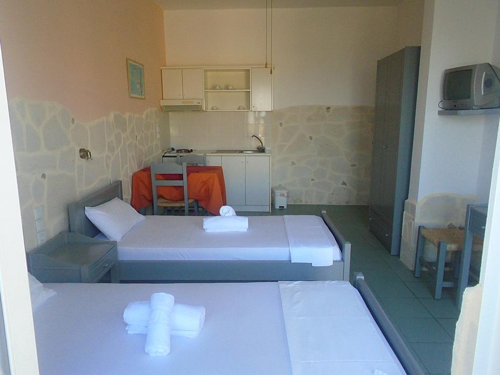 Irida Aparthotel Georgioupoli Exteriör bild