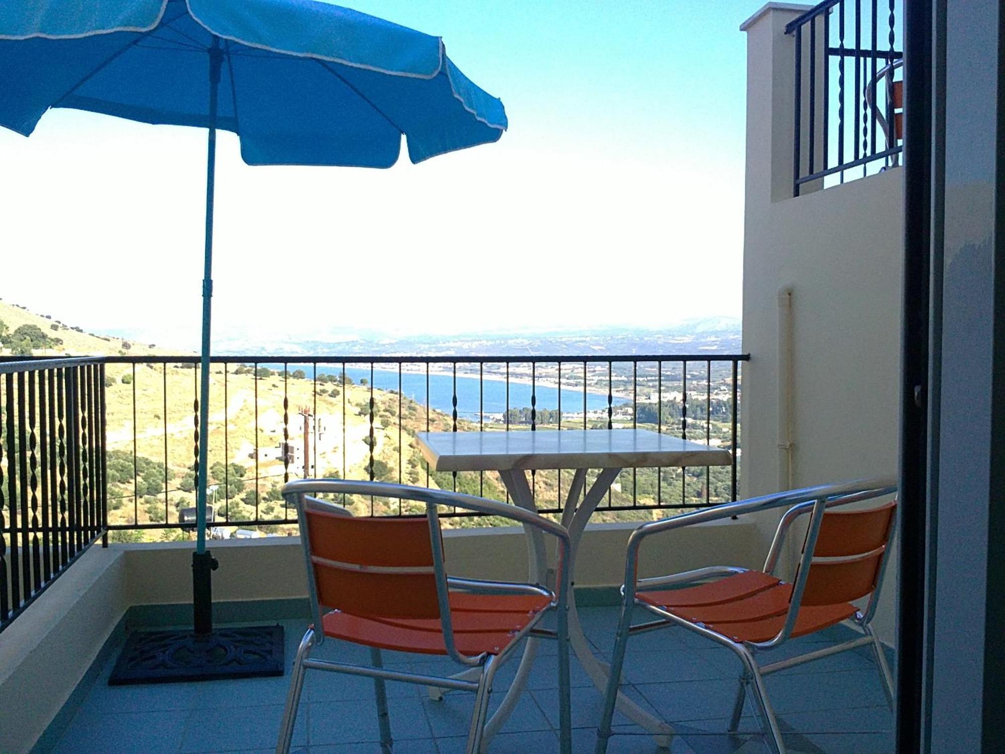 Irida Aparthotel Georgioupoli Exteriör bild