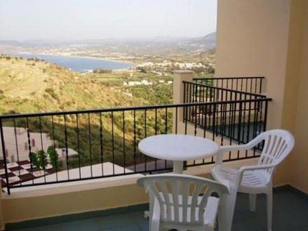 Irida Aparthotel Georgioupoli Exteriör bild