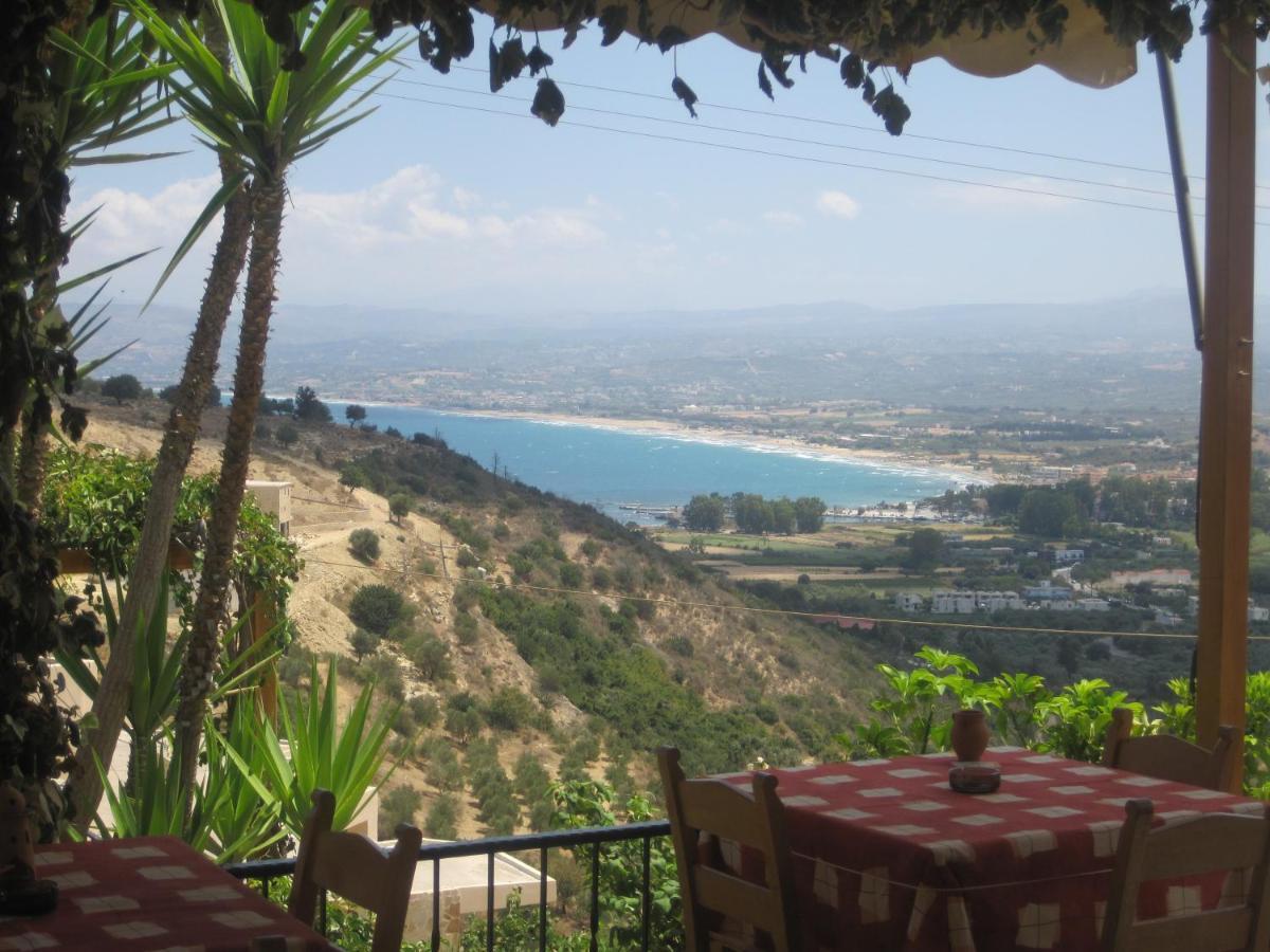 Irida Aparthotel Georgioupoli Exteriör bild