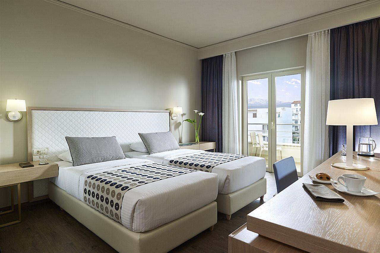 Irida Aparthotel Georgioupoli Exteriör bild